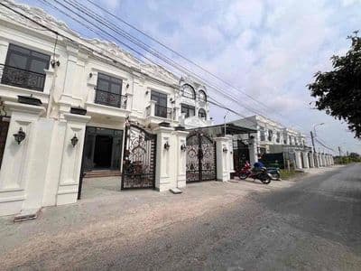 Nhà Mới 1 Lầu 4 x 16m Gần Siêu Thị Coop Mart Đường 6m Sổ Hoàn Công