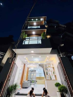 Nhà đẹp- Sang- Hiện đại, 5 phòng ngủ lớn, 5 lầu, Bình Thạnh