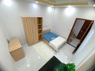 CHO THUÊ STUDIO CỬA SỔ THOÁNG GIÁ RẺ FULL NỘI THÂT NGAY TRƯỜNG CHINH