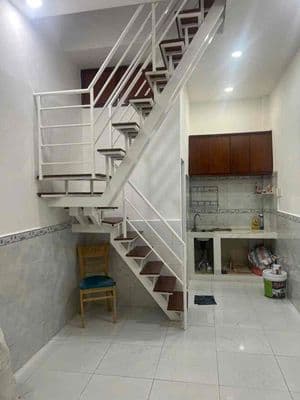 BÁN NHÀ SỔ HỒNG RIÊNG GIÁ RẺ - Đ.LÂM VĂN BỀN QUẬN 7