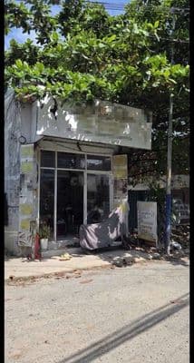Nhà có mặt bằng kiot với 3 phòng trọ phía sau tiện ở kinh doanh AP 04