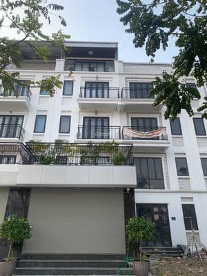 Cho thuê Bthự Lkề KĐT xuân phương thuận tiện vừa ở, văn phòng và kho