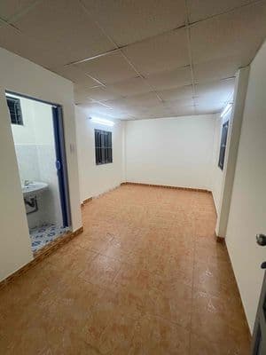 Định cư mua nhà đường Điện Biên Phủ 2măt thoáng trước sau 2,5 tầng