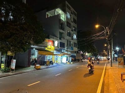 Bán nhà MTKD Nguyễn Hữu Tiến, DT 6mx27m, Nhà 1 lầu, buôn bán sầm uất