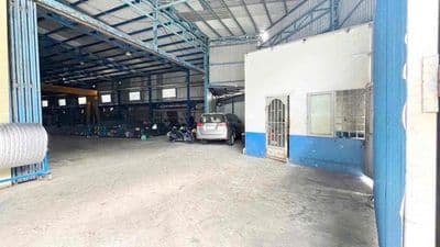 Cho thuê kho xưởng tại Phước Long A, Quận 9. - Diện tích 900m2