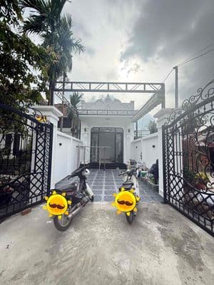 nhà hẻm 10 an dương vương, gần chùa toà thánh, 1 tỷ 480 triệu, mới 100