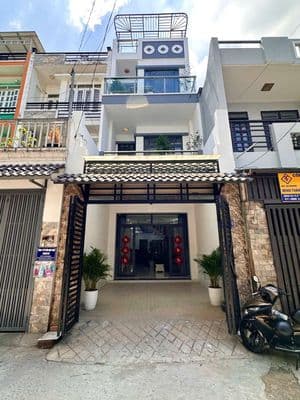 Nhà trệt, 2 lầu, khu dân cư, hẻm oto thông. Tô Ngọc Vân, Thới An,Tphcm