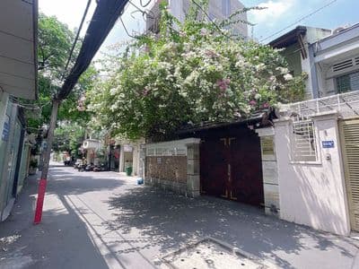 Villa lê văn sỹ - trần quang diệu q.3 dt: 7,8x19, 3 tầng 38,5 tỷ
