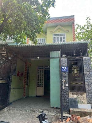 Bán nhà lầu khu tái định cư bigc go dĩ an giá ngộp