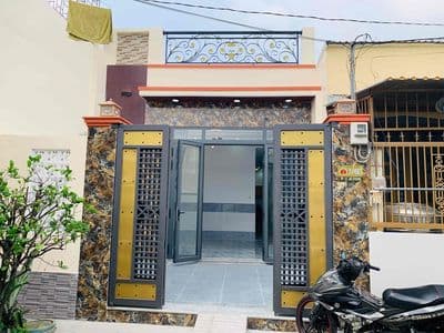 Bán nhà 100m2 5x20 có sổ riêng đường