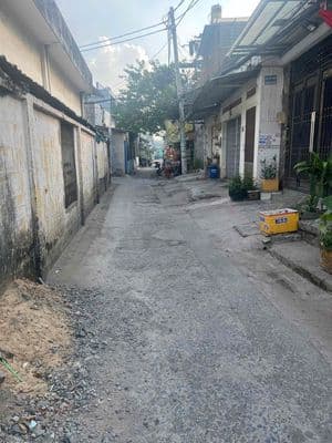Nhà Tây Lân 10,34x25 có 12 căn nhà trọ đường xe tải sổ riêng