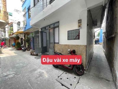 Nhà nguyên căn Q5–2PN2WC-5.5x7m- full nội thất- Chợ Hòa Bình giá rẻ