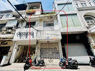 Ngay NGUYỄN HUỆ, Quận 1 Nguyên Căn 4x16m (3 Tầng)