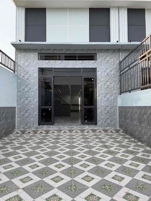 Cho Thuê Nhà 5,5 x25 m-1 lau-2 p-11 tr -dg xe 10 tấn ok-Gia 12 tr