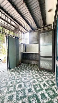 Bán nhà mê lửng đúc đường quy hoạch 5.5m lề 3m, gần FPT Đà Nẵng