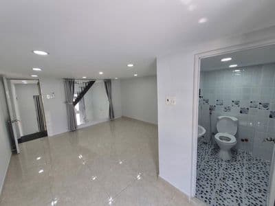 Lô góc hẻm ô tô Ni Sư Huỳnh Liên, Tân Bình, 30m2, 2PN, chỉ 4 tỷ nhỉnh