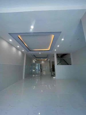 NHÀ 3 TẦNG MỚI ĐẸP - LÔ 6X20 - MẶT TIỀN KDC BÌNH HƯNG NGAY KẾ PEGASUIT