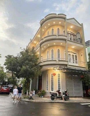 Bán nhà 3 tầng 2 mặt đường Bình Hoà 5 và Bình Hòa 2 Khuê Trung, Cẩm Lệ