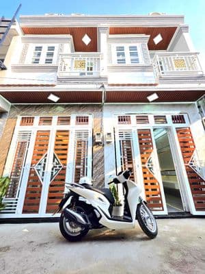 Bán nhà xây mới 100% - đẹp ở ngay