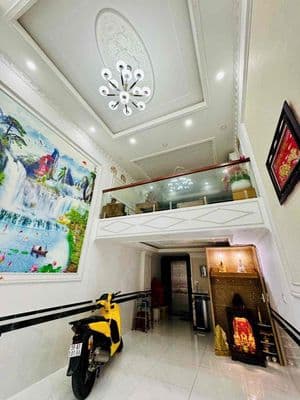 MẶT TIỀN TÊN LỬA SIÊU VIP GẦN MÉT CHỈ 10 TỶ XÍU GÂN NHÀ THỜ