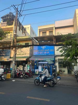 Nhà mặt tiền đường lâm văn bền cách nguyễn thị thập 100m !