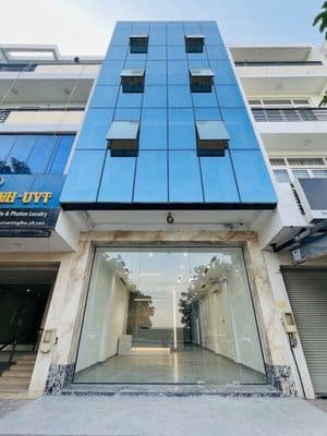 SIÊU PHẨM NHÀ ỐP KÍNH – 25B Cửu Long P2 Q.TB -5x20m -400m sàn - 4 tầng