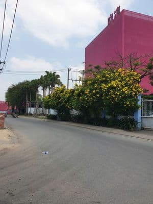 Đất thổ 5m*23m, đường thông 10m, gần Nón Sơn, chợ đầu mối Hóc Môn