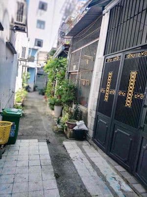 nhà thới an quận 12.DT: 3.5m x 12m đúc 1 lầu.(3 pn) 1 thờ