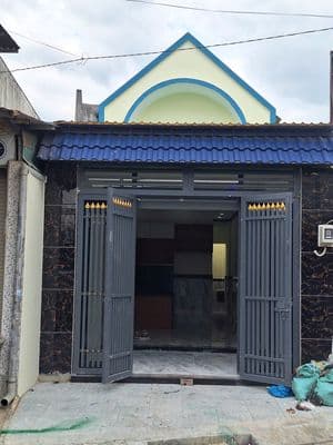 Bán nhà mặt tiền đường kinh doanh, thới tam thôn , hóc môn giá 4,3 tỷ