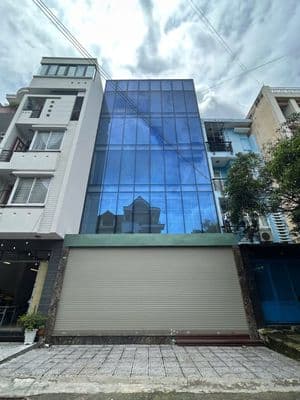 Cho thuê nhà vp khu sân bay_7,5x22m_trệt 4 lầu, thang máy.