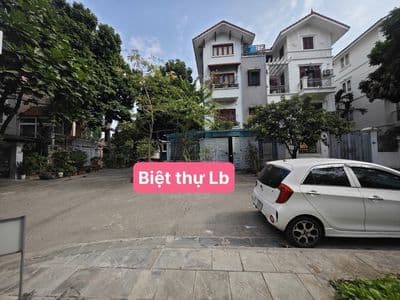 Cần bán biệt thự sài đồng long biên hà nội.
