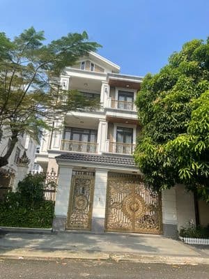 Biệt thự View Sông Bình Lợi. DT 10X20M. Trệt 2 Lầu áp mái
