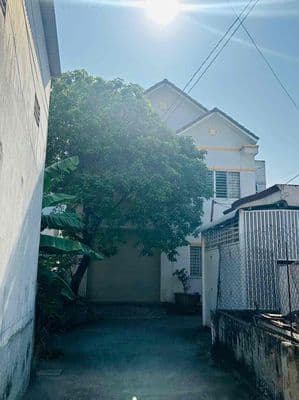 BÁN NHÀ 1 TRỆT 1 LẦU P.BỬU LONG GẦN SONG NGỮ LẠC HỒNG