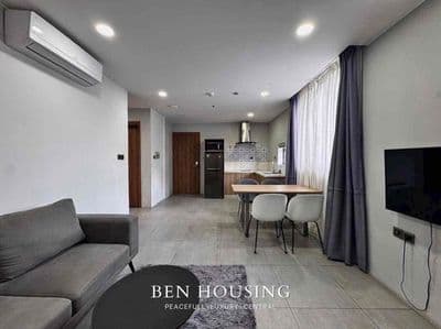 Căn Hộ 1PN/1PK/Ban công ngay Lạc Long Quân - Lý Thường Kiệt - Hồng Lạc