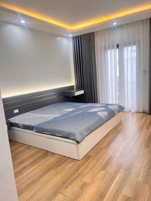 chính chủ Bán nhà mặt đường số 21 Khúc Hạo 4 Tầng ,Thang Máy