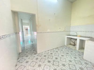 Nhà Thuê 4x18m.Cấp 4.2PN.Hẻm 5m Phan Anh.Gía:8tr