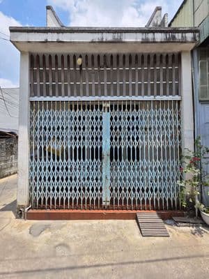 Nhà cấp 4 gác lửng gần chợ Dĩ An 1 và BigC Go