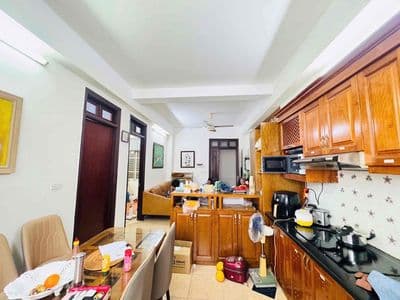Hơn 4 tỷ có căn CC quân đội Vĩnh Quỳnh-Mặt phố-Sổ đỏ 82m;3N;2VS