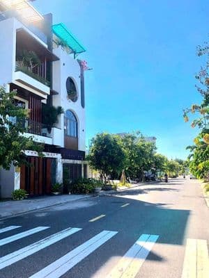 Bán lô đất Hoà Phú 24 - đường thông