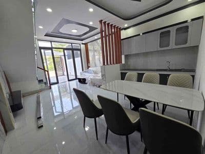 NHÀ TÂN ĐỊNH 5x26 sân oto có 3pn Chỉ 2ti250