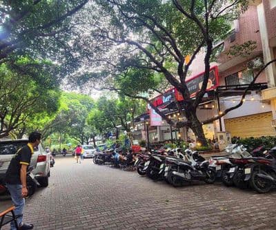 NHÀ MẶT TIỀN PHẠM VĂN BẠCH,NGAY SÂN BAY-NHÀ GA T3-NGANG 5,5M.QTB