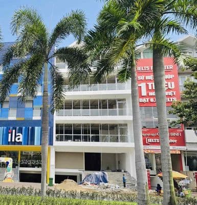Cho thuê nhà nguyên căn 8m mặt tiền đường phan xích long q.phú nhuận