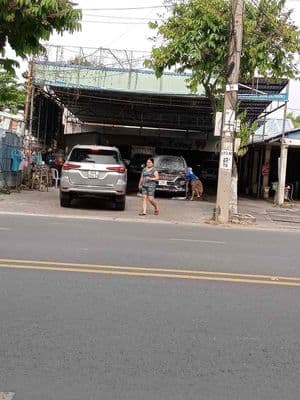 đất mặt tiền đường 21m