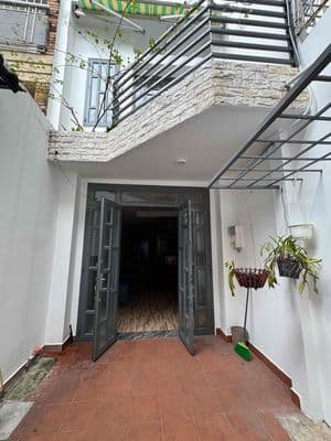 Bán nhà Huỳnh Văn Bánh