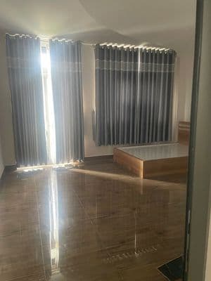 Bán nhà 2 mặt tiền 1T/4 lầu 5x22m đường chợ 339 và đường 297