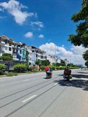 BÁN ĐẤT MẶT TIỀN ĐƯỜNG PHẠM HÙNG NỐI DÀI 110m2 CHỈ 124 TRIỆU /1 M2