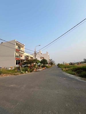 Đất đặng đoàn bằng 137m2 7m5 sơn thuỷ song song võ nguyên giáp