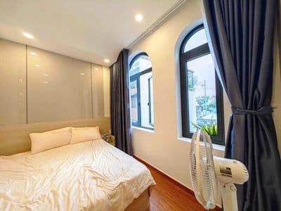 Bán nhà HXH Quận 10 -4 Tầng (4x15m) HĐT 28tr/tháng , Sát MT luôn