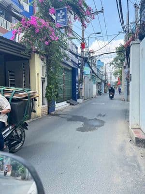 Bán nhà cấp 4 mặt tiền nhanh 3 đường 48 hbc diện tích 5x20 giá tốt