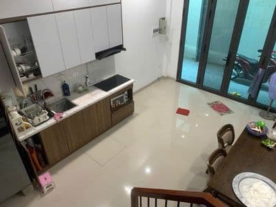 Cho thuê vp phố Đội Cấn,ba đình,hà nội,dt 50m2,giá 8tr/tháng